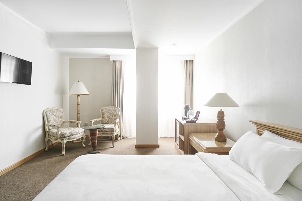 Menumbing Heritage Hotel Pangkal Pinang Zewnętrze zdjęcie